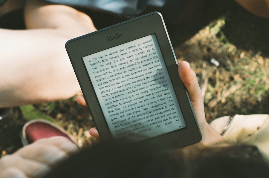 如何更改 Kindle Fire 中的字体大小并使其变大