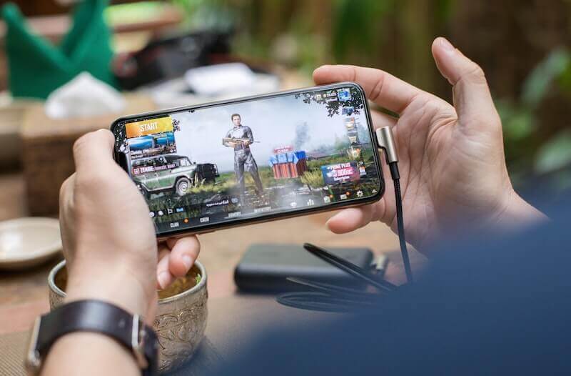 如何从 Verizon 获取 1 年免费 Apple Arcade 或 Google Play Pass