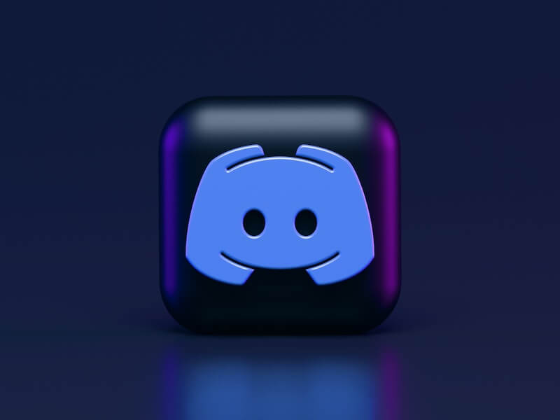 如何更改在线状态或在 Discord 上显示为离线