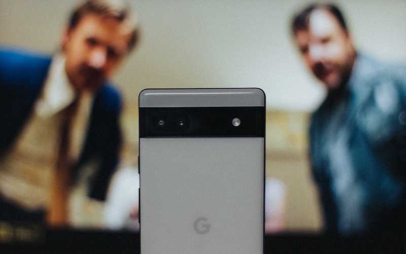 Google Pixel 2/2XL黑屏，冷冻或卡在启动循环中
