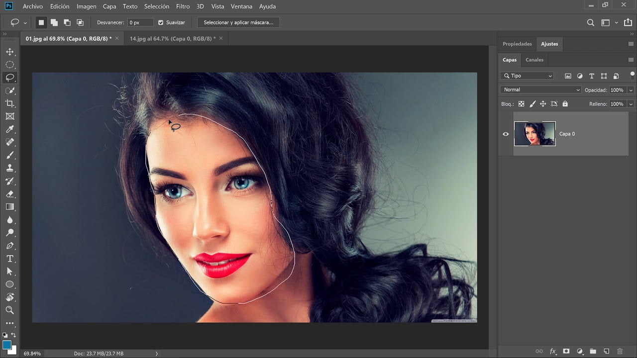 如何在 Photoshop 中应用风车滤镜?