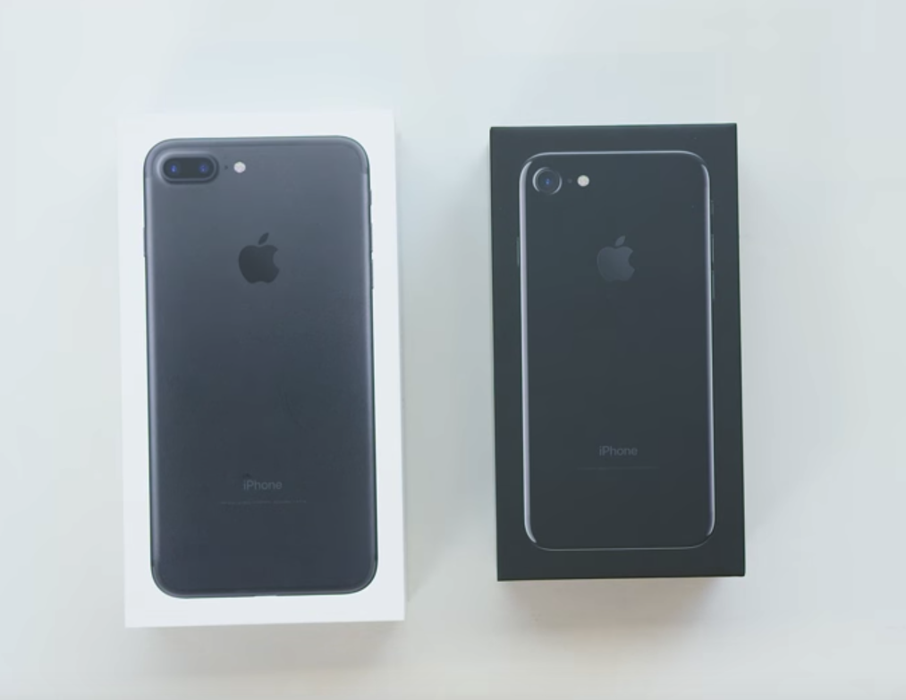 Jet Black iPhone 7和Black iPhone 7 Plus的第一个拆箱视频