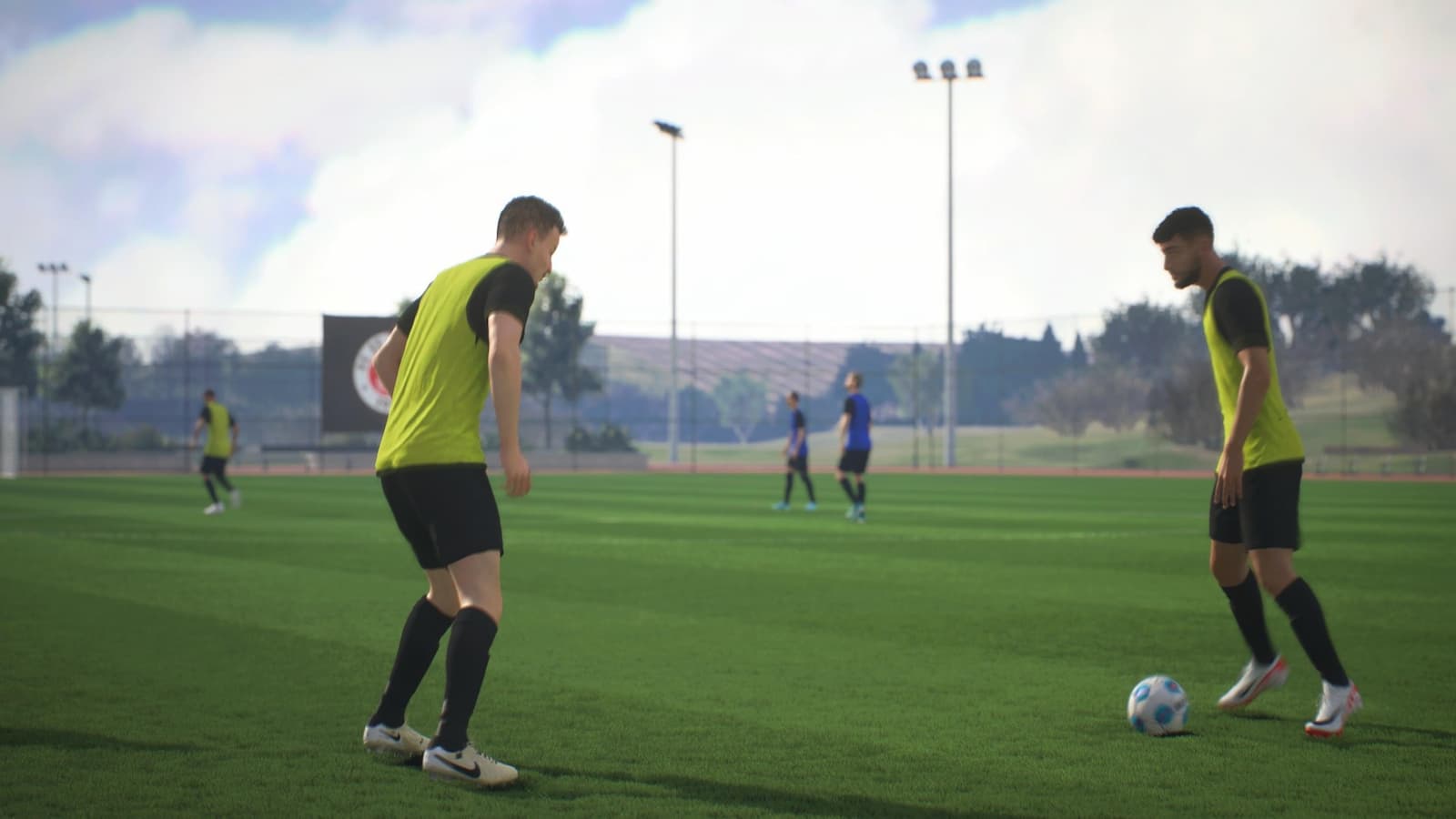 EA FC 25職業模式的最佳培訓計劃，以提高清晰度和健身