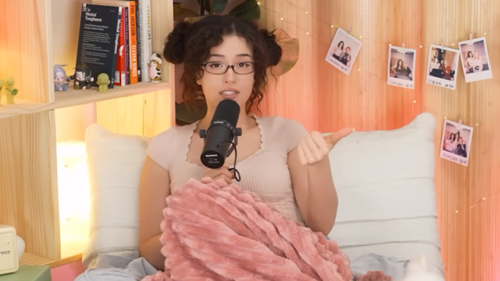 Pokimane＆Lilypichu揭示了他們的播客真正賺了多少錢