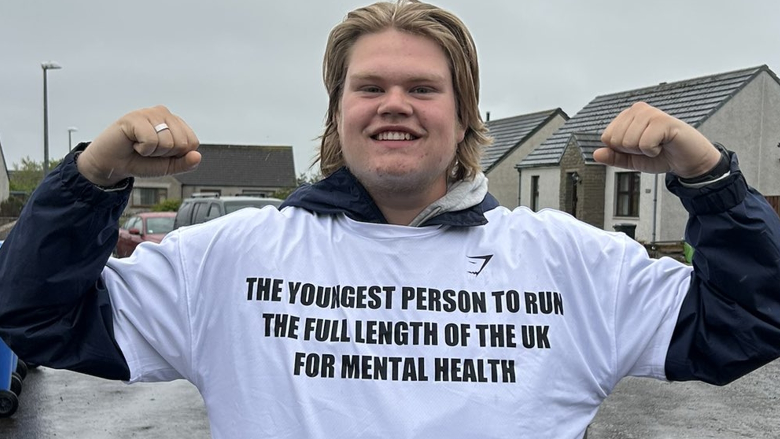 17歲的“ Thehullboy”擁有整個英國，並為慈善機構籌集了超過15萬美元